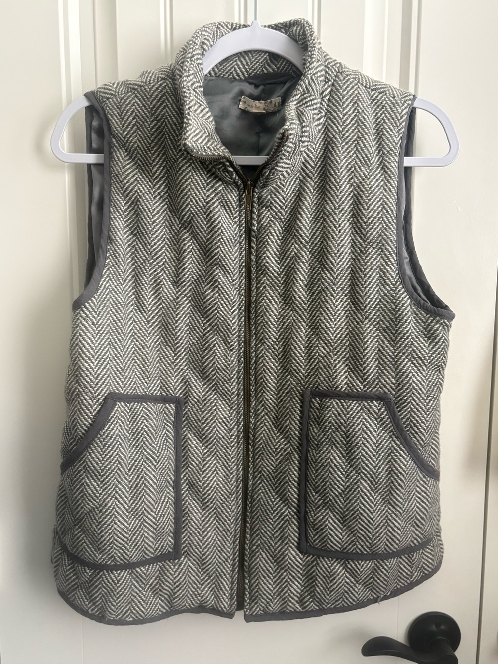 Wishlist Gray Herringbone Quilted Vest